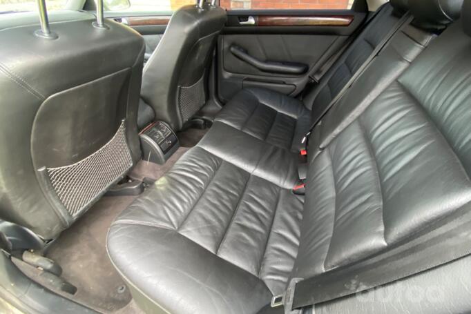 Audi A6 4B/C5 [restyling] Sedan