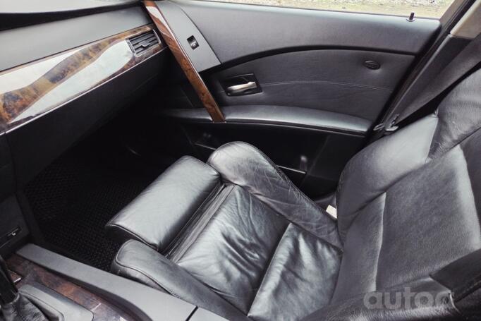 BMW 5 Series E60/E61 Touring wagon