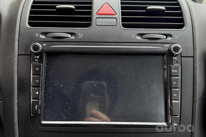 Volkswagen Golf 5 generation Hatchback 5-doors