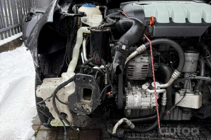 Volkswagen Golf 5 generation Hatchback 5-doors