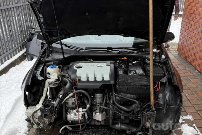 Volkswagen Golf 5 generation Hatchback 5-doors