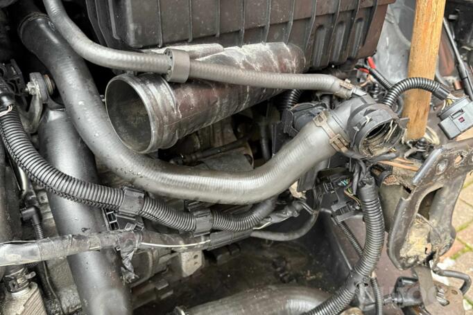 Volkswagen Golf 5 generation Hatchback 5-doors