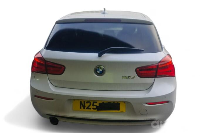 BMW 1 Series F20/F21 [restyling] Hatchback