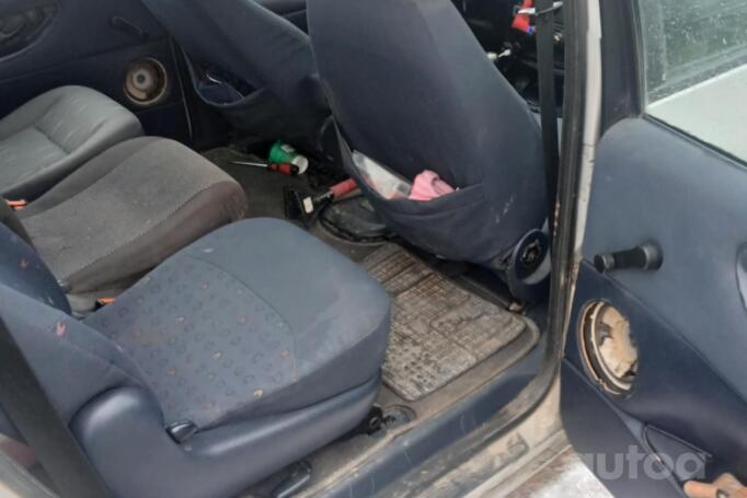 Volkswagen Sharan 1 generation Minivan 5-doors