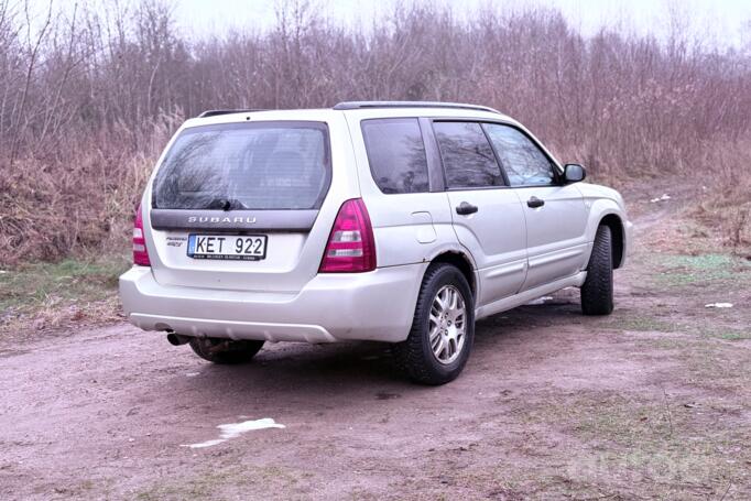 Subaru Forester 2 generation STi crossover 5-doors