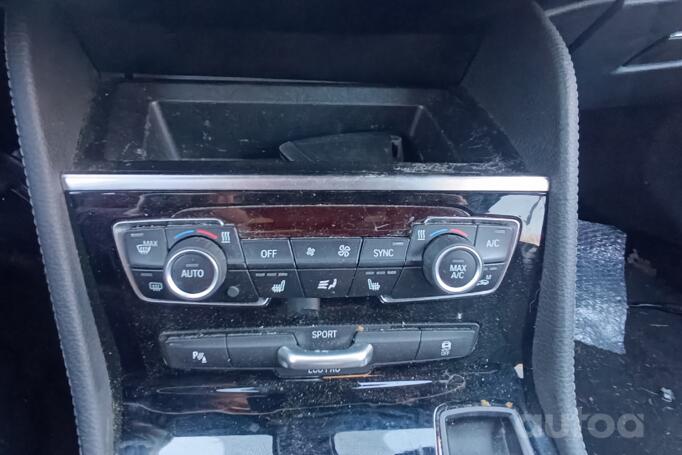 BMW 2 Series Active Tourer F45 Minivan