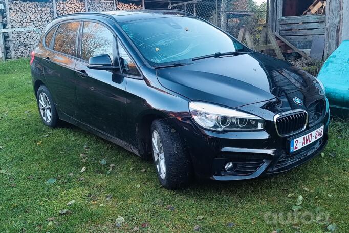 BMW 2 Series Active Tourer F45 Minivan