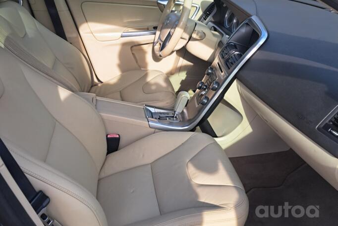 Volvo XC60 1 generation Crossover