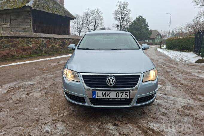 Volkswagen Passat B6 wagon 5-doors