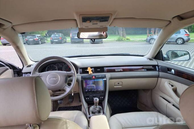 Audi A6 4B/C5 [restyling] Sedan