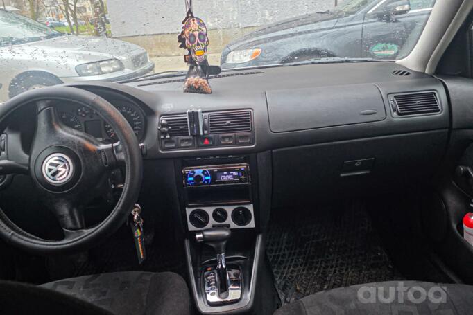 Volkswagen Golf 4 generation Hatchback 5-doors