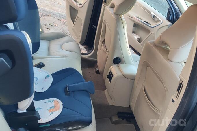 Volvo XC60 1 generation Crossover