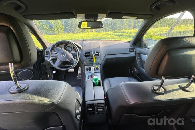 Mercedes-Benz C-Class W204/S204 Sedan 4-doors