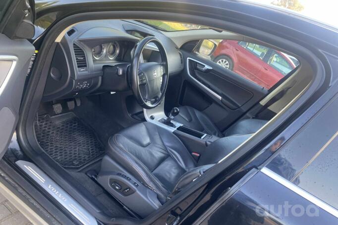 Volvo XC60 1 generation Crossover