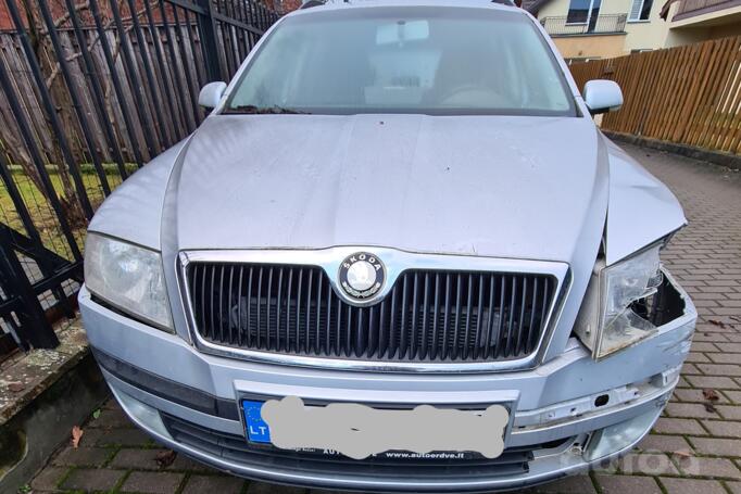 Skoda Octavia 2 generation Combi wagon 5-doors
