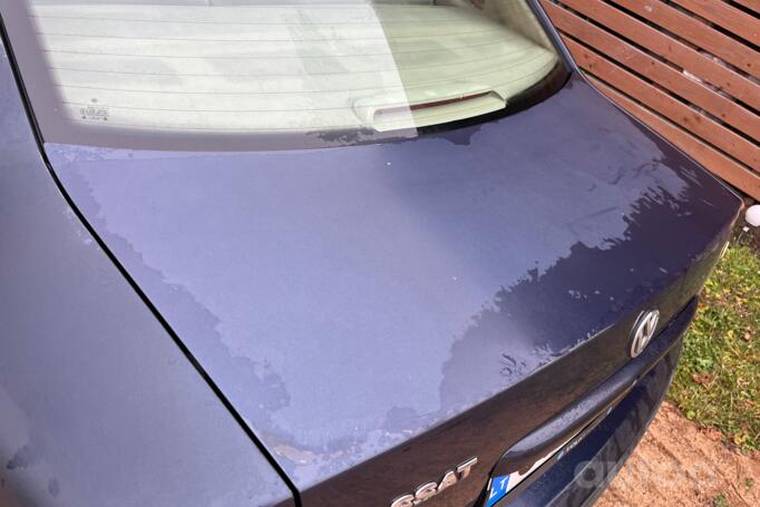 Volkswagen Passat B5 Sedan 4-doors