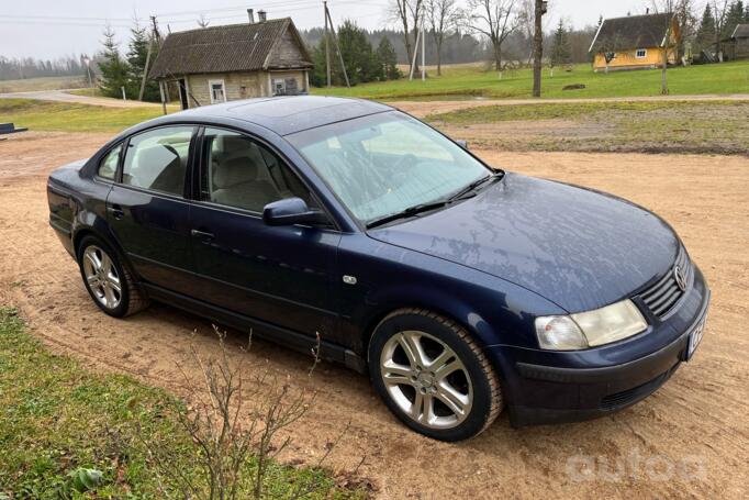 Volkswagen Passat B5 Sedan 4-doors
