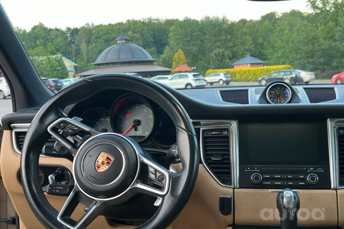 Porsche Macan 1 generation Crossover