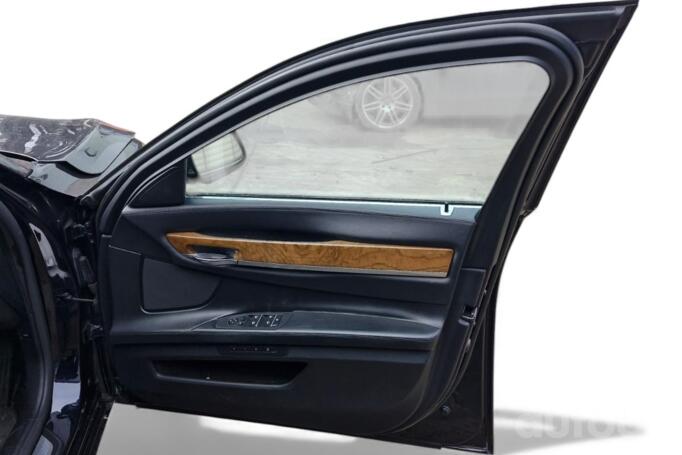 BMW 7 Series F01/F02 Sedan