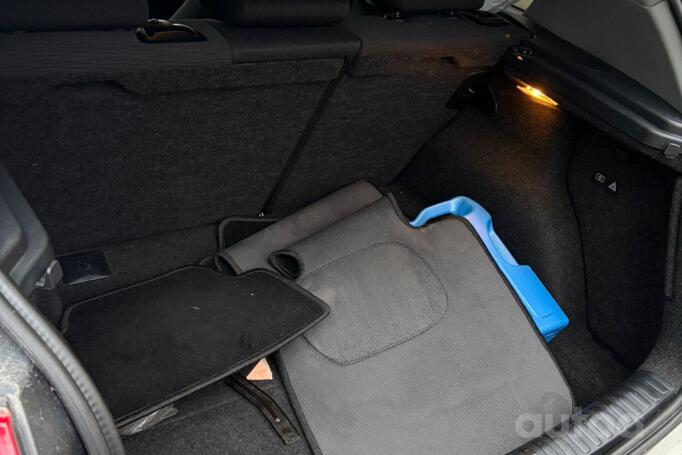 BMW 1 Series E81/E82/E87/E88 [restyling] Hatchback 5-doors