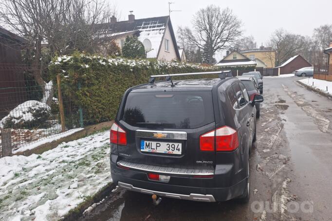 Chevrolet Orlando 1 generation Minivan