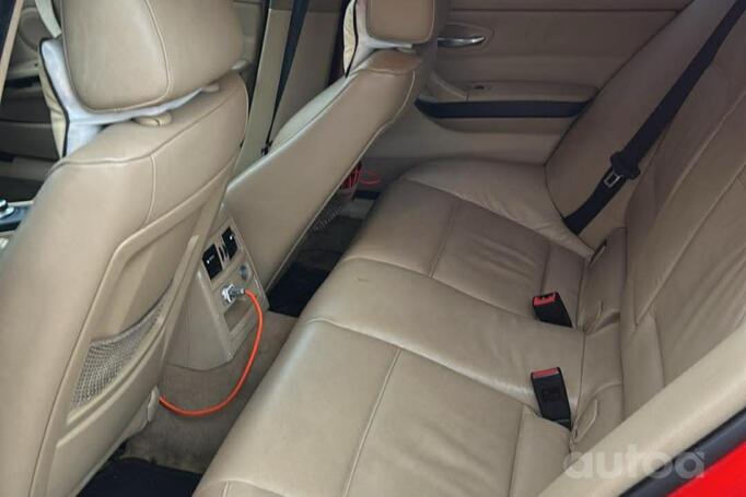 BMW 3 Series E90/E91/E92/E93 [restyling] Sedan