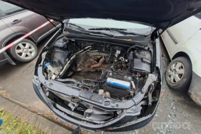 Hyundai Sonata YF Sedan 4-doors