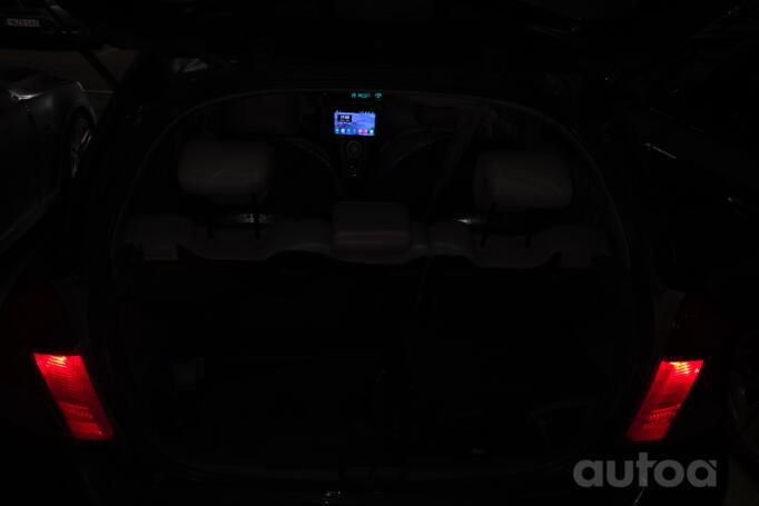 Toyota Yaris 2 generation