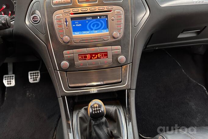 Ford Mondeo 4 generation wagon