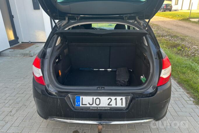 Citroen C4 2 generation Hatchback