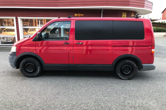 Volkswagen Transporter T5 Minivan 4-doors