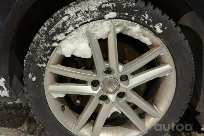 SEAT Leon 2 generation [restyling] FR hatchback 5-doors