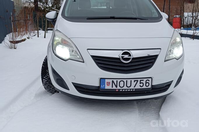 Opel Meriva 2 generation Minivan