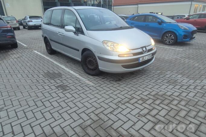 Peugeot 807 1 generation Minivan