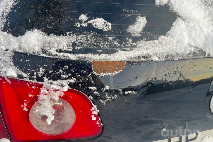 Volkswagen Passat B6 wagon 5-doors