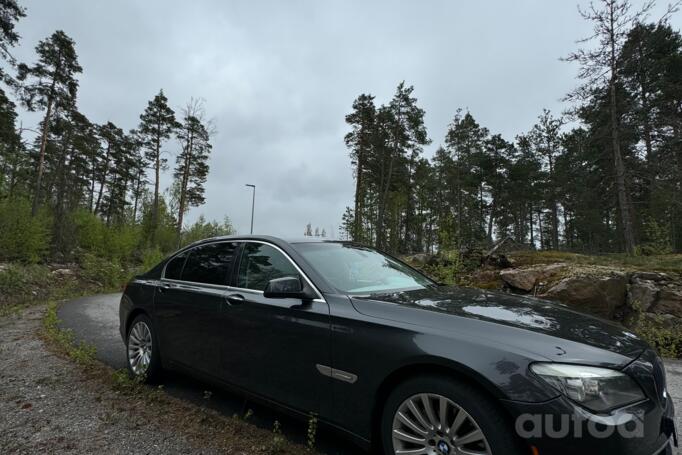 BMW 7 Series F01/F02 Sedan