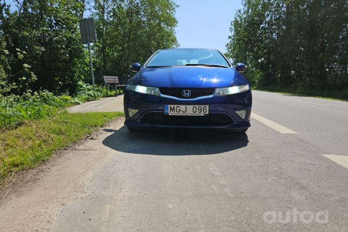 Honda Civic 8 generation [restyling] Type-S hatchback 3-doors