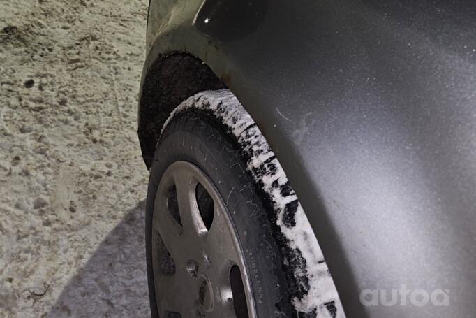 Audi A4 B6 Avant wagon 5-doors