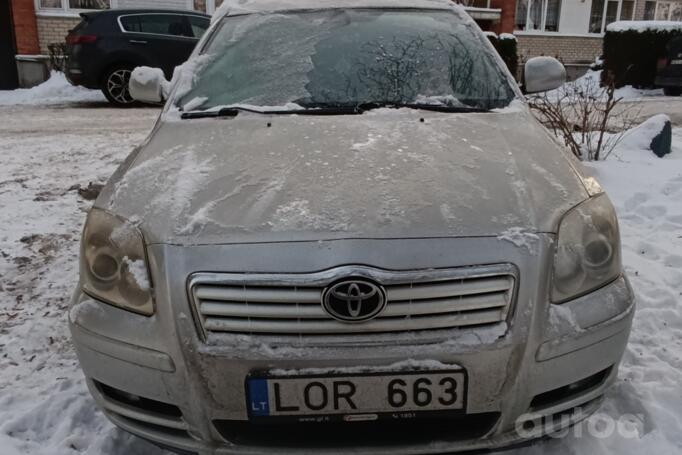 Toyota Avensis 2 generation wagon