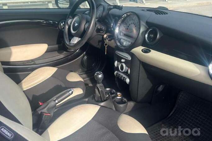 Mini Cooper R56 Hatchback