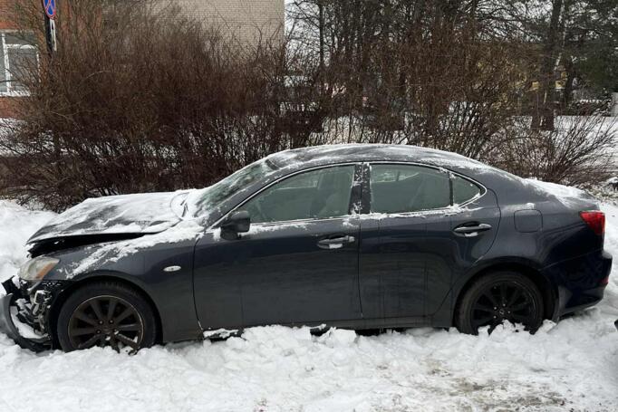 Lexus IS XE20 Sedan 4-doors