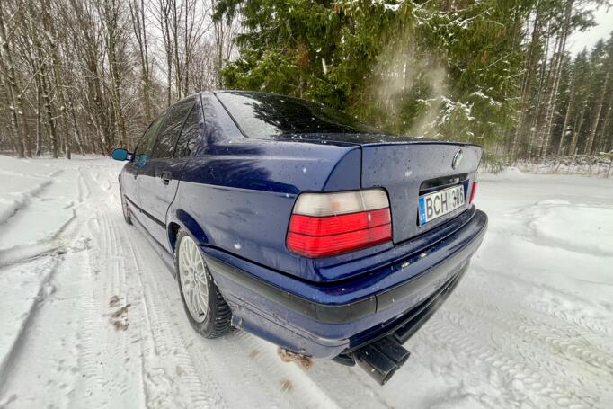 BMW 3 Series E36 Sedan