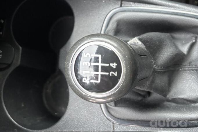 Volkswagen Polo 5 generation Hatchback 5-doors