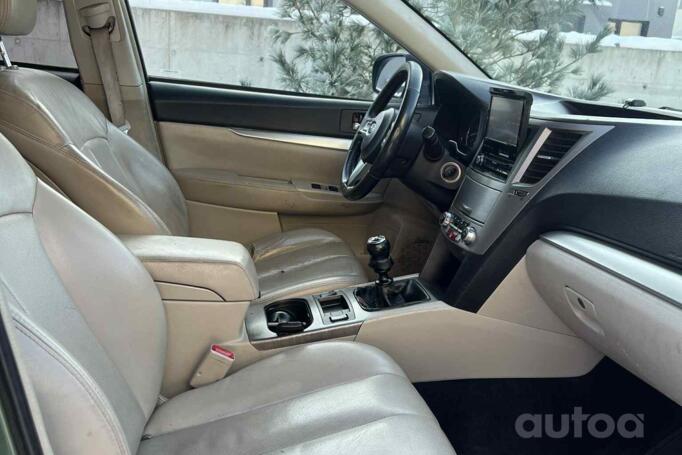 Subaru Outback 4 generation wagon