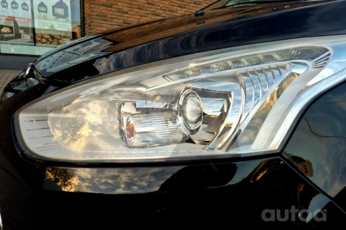 Ford B-MAX 1 generation