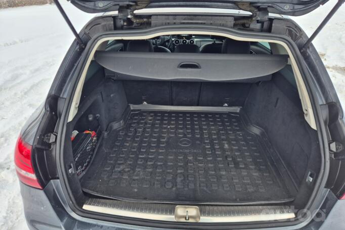Mercedes-Benz C-Class W205/S205/C205 wagon