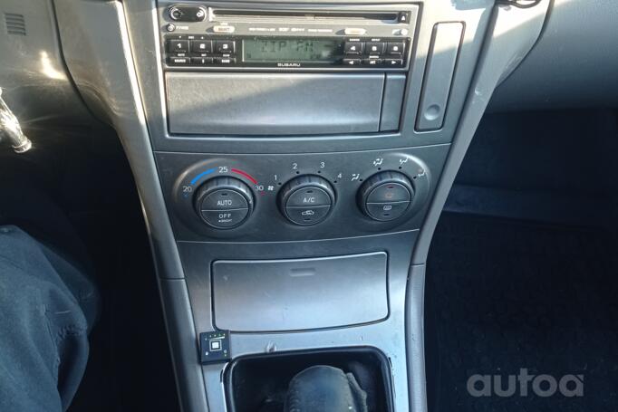 Subaru Forester 2 generation Cross Sports crossover 5-doors