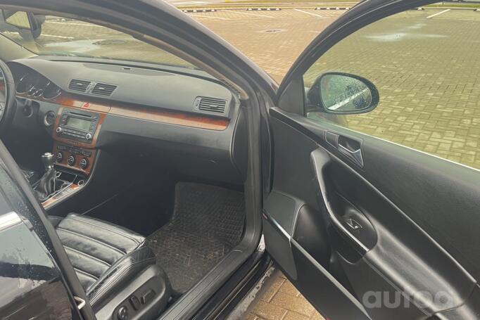 Volkswagen Passat B6 wagon 5-doors