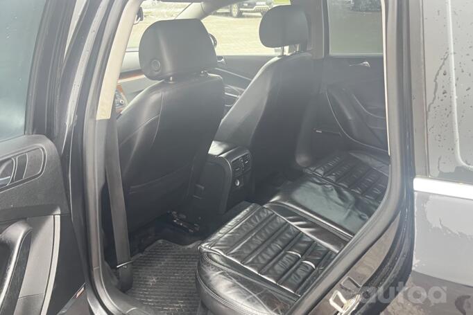 Volkswagen Passat B6 wagon 5-doors