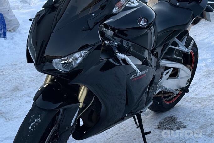 Honda CBR